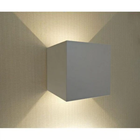 08585,01(3000K) СВЕТИЛЬНИК КУБ БЕЛЫЙ IP65