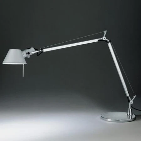 Настольная лампа Artemide A001000+A004030 (Michele De Lucchi, Giancarlo Fassina) TOLOMEO